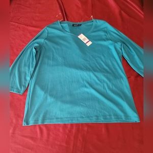 Jones New York signature Women long sleeve blouse Size 2x.New